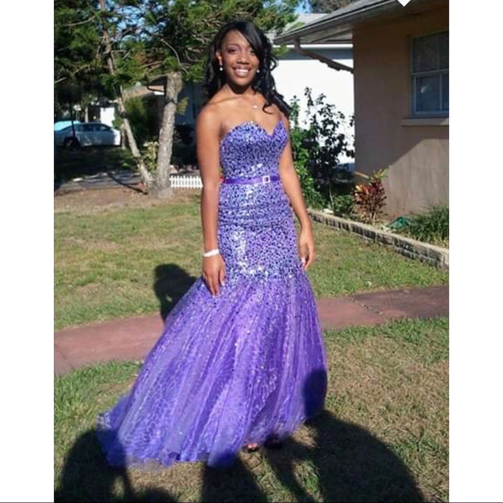 Women’s mermaid prom dress!